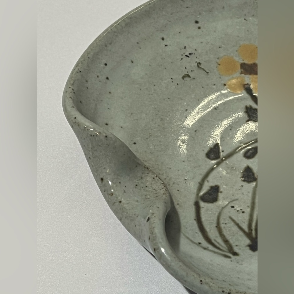 Unique Hand Painted Ceramic Modern Floral Scallop Floral Ashtray VTG - Picture 8 of 10